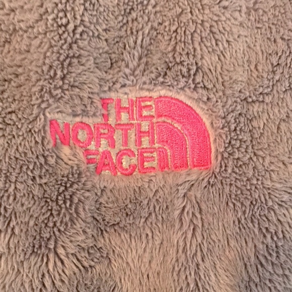 Limited edition North Face Osito jacket - Picture 2 of 5
